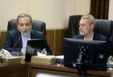 لاریجانی جایگزین عراقچی در مذاکره با آمریکا؟ / دلفی پاسخ داد لاریجانی جایگزین عراقچی در مذاکره با آمریکا؟ / دلفی پاسخ داد